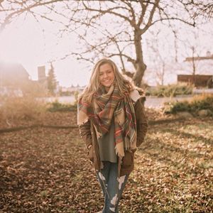 Meet your Posher, Halie